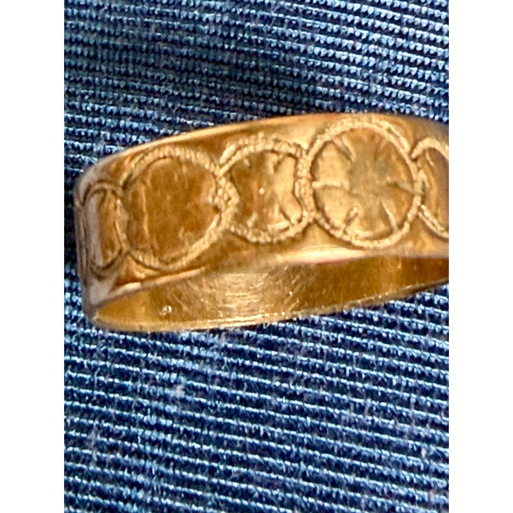 Vintage Gold Filled Embossed Floral Clover Eternity Band Ring Hallmarked 18C SZ7